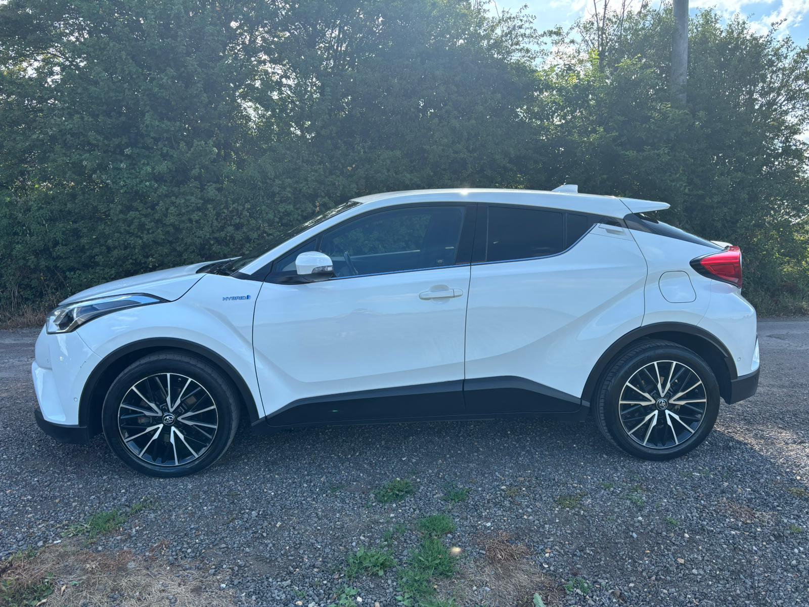 Toyota C-HR 1.8VVT-h Brothers Car Sales 